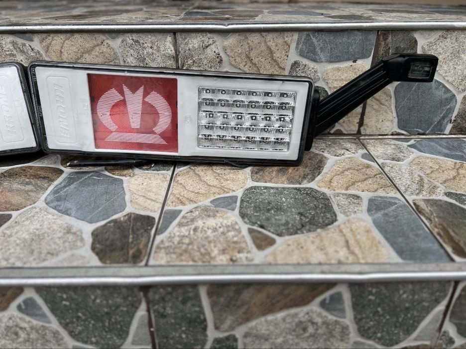 Triple semiremorca Krone