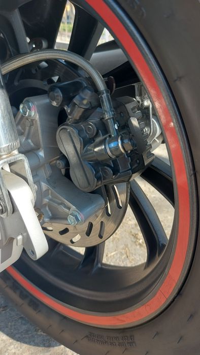 Sym HD300 din 2020, in stare noua, doar 5500  km. pret de iarna