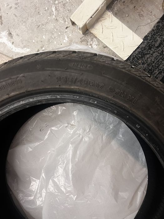Vand  pret fix 4   noi 235/45/r17 dot 2025 1825