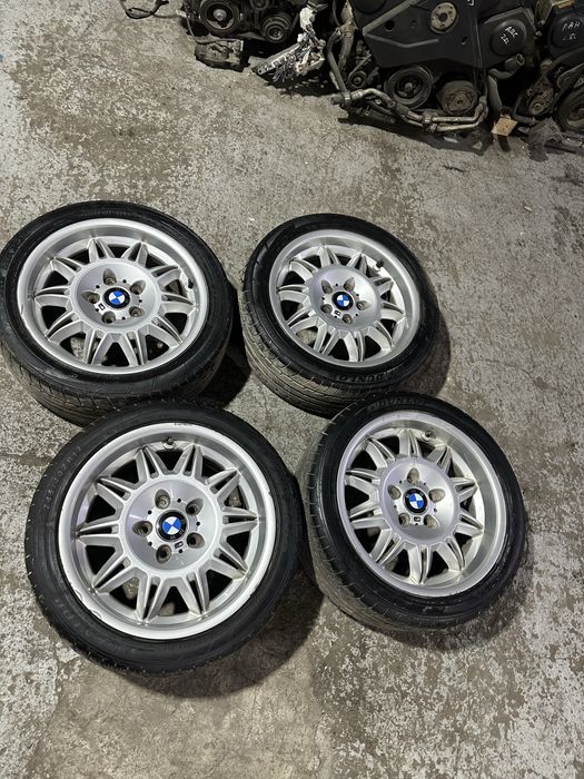 Комплект дисков с резиной bmw E36 R17 39 style