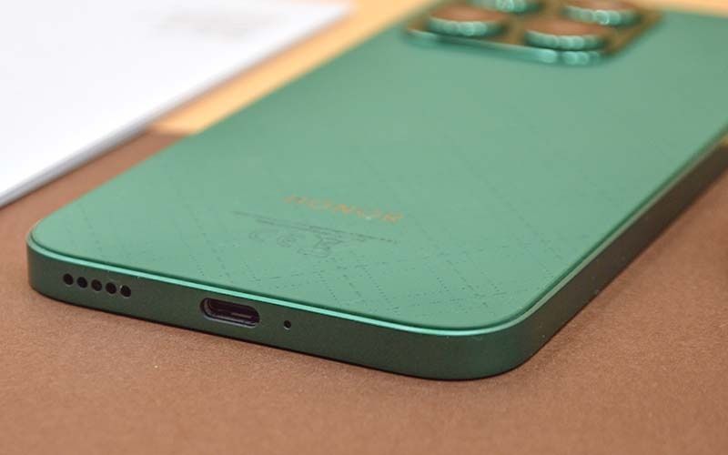 Honor X8b,  NOU, cu Garantie 2 ani, 256GB, 8GB RAM, Amoled,camera 108m