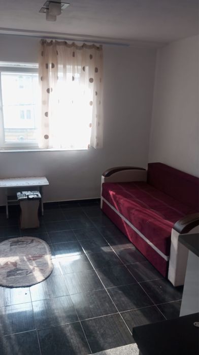 De vanzare garsoniera in Moreni