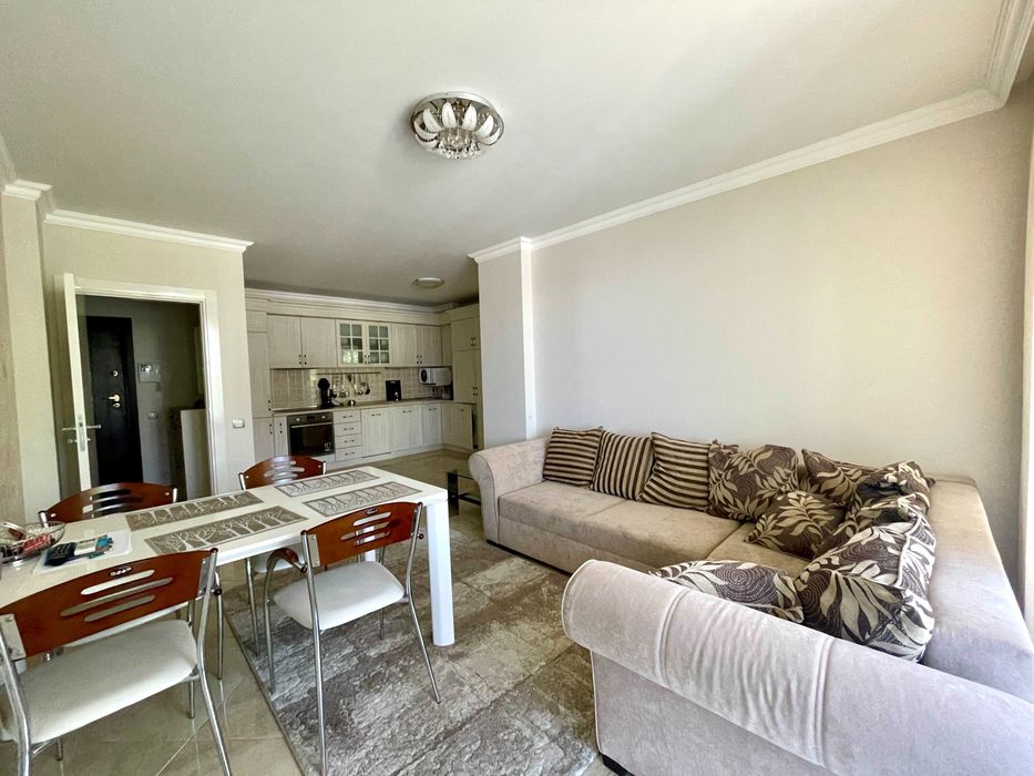 Продава се Тристаен апартамент в Поморие - 103 кв.м за 1447 €/кв.м - Снимка #1