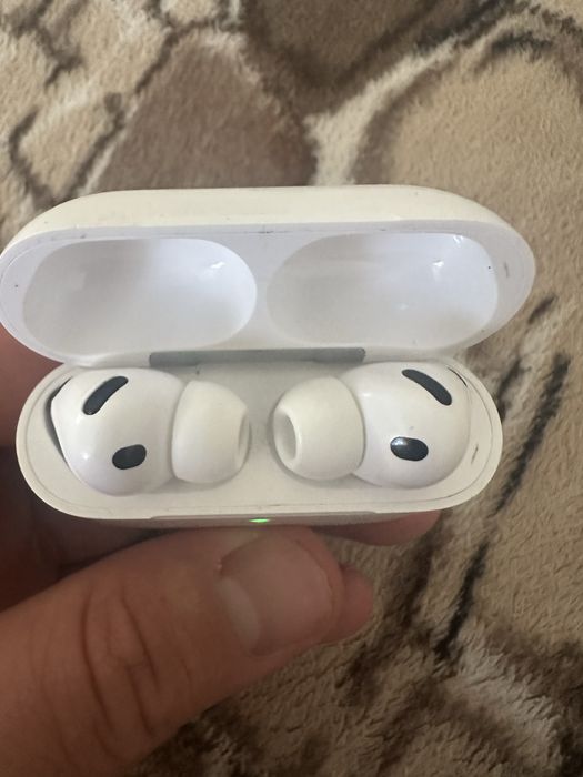 Vând AirPods Pro 3