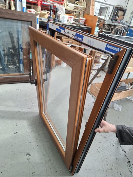 Fereastra pvc stejar auriu