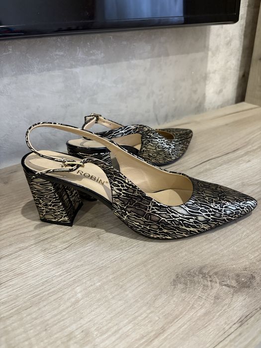 Продам туфли новые, кожанные