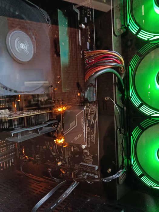 Продам компьютер core i5 DDR 4