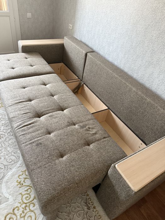 Продам диван в хорошем состоянии