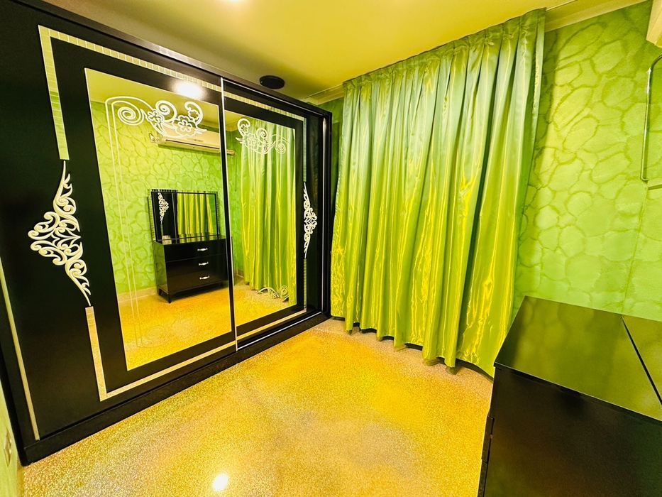 OPORTUNITATE RARĂ! Apartament+spațiu comercial-ideal pentru locuit+afa