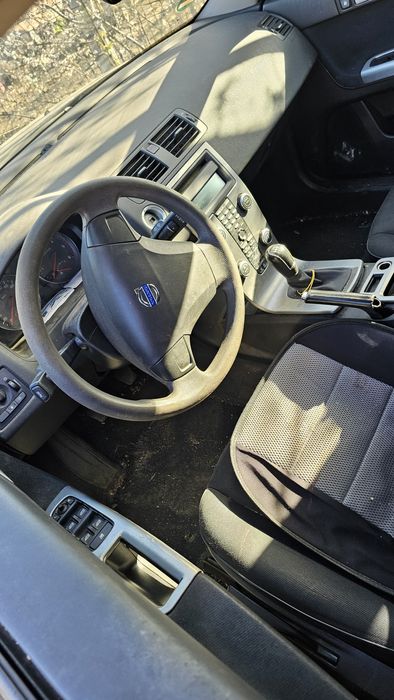 Dezmembrez VOLVO V50 1.6hdi 2.0hdi piese