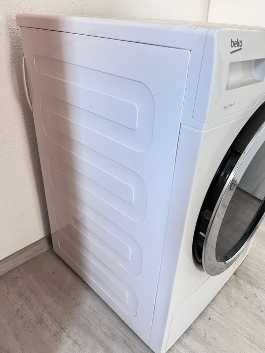 Uscător de Rufe Beko cu Pompă de Căldură, 8 Kg, Clasa A+++