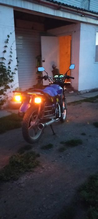 Продам яки 200куб