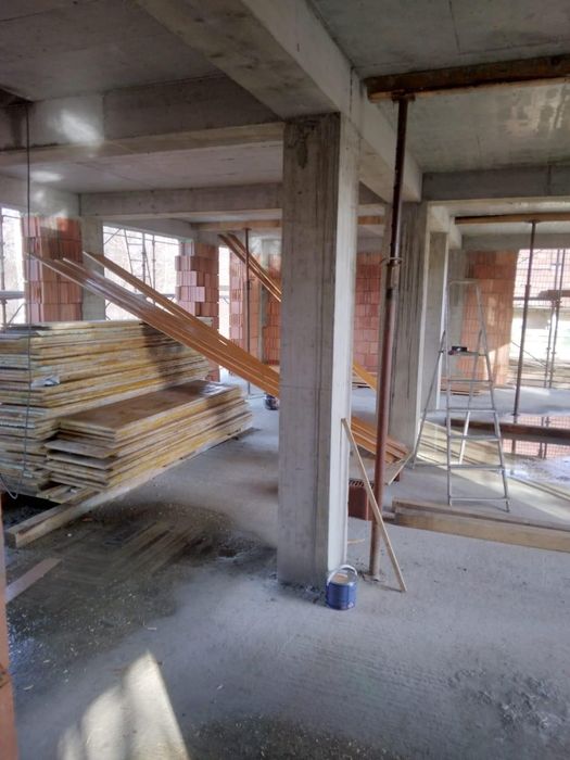 Casă de vânzare  la munte (la roșu++)