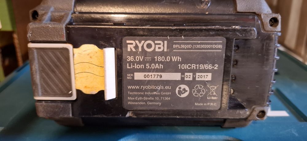 Roby acumulator baterie