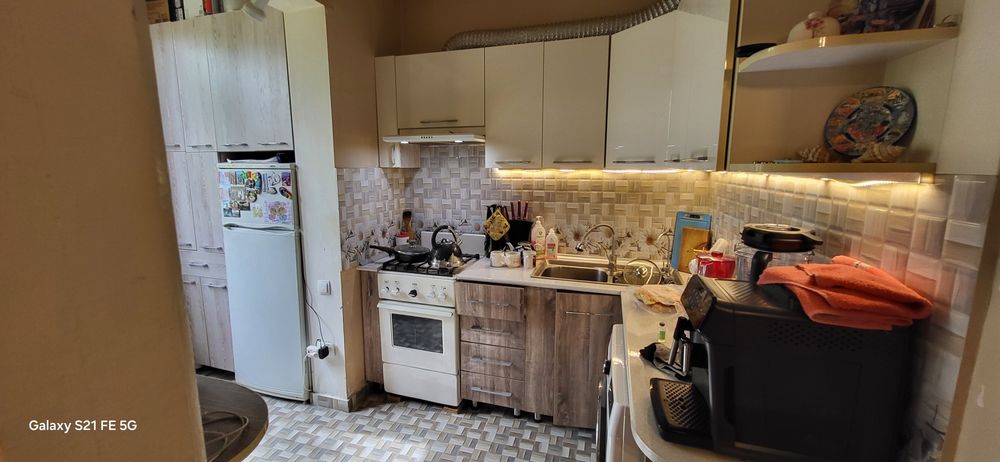 Чиланзар 20 квартал, 3/4/4,  балкон 1,5×6