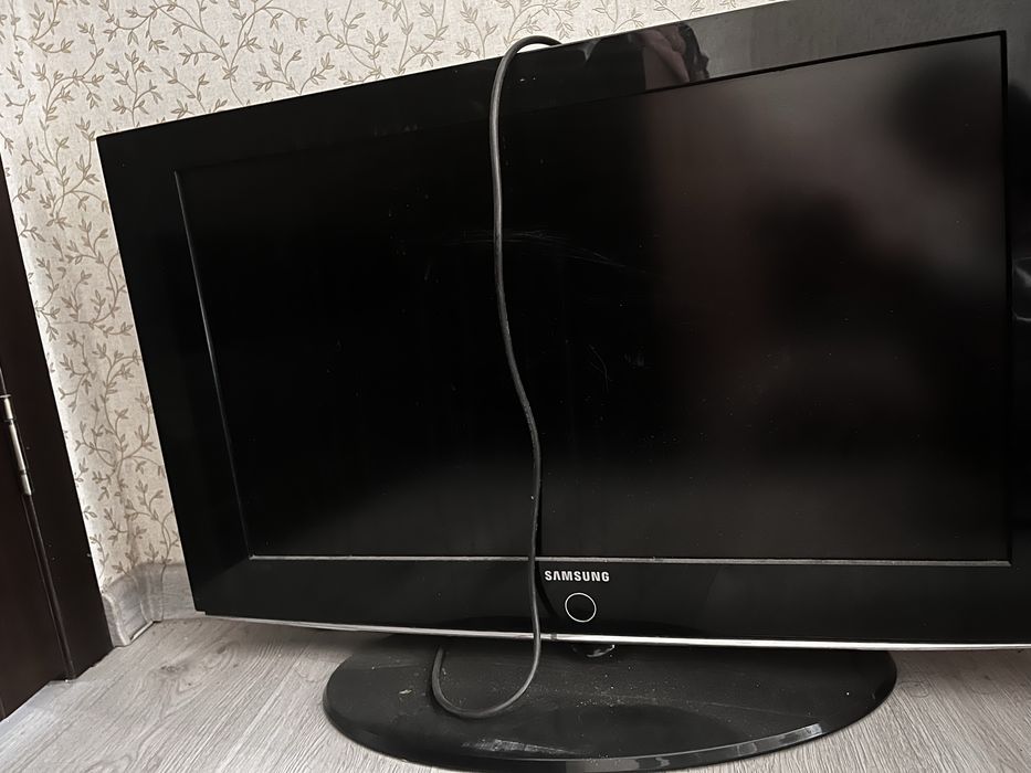 телевизор Samsung LE20S81B