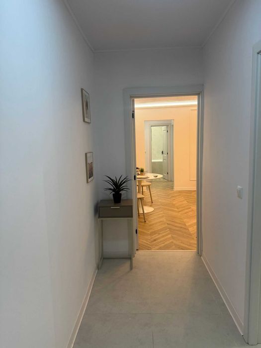 Apartament 2 camere și 2 băi, complet renovat
