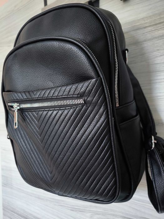 Дамска раница -