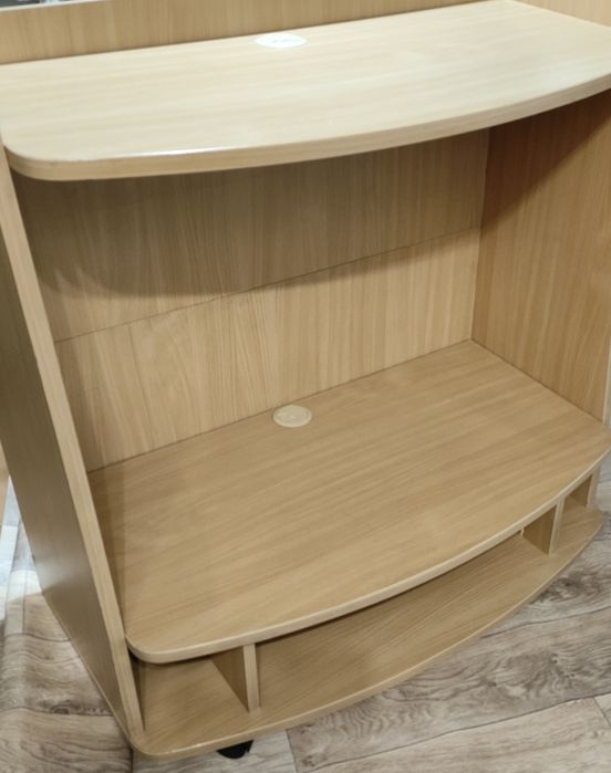 Тумба под ТВ и аудио технику.