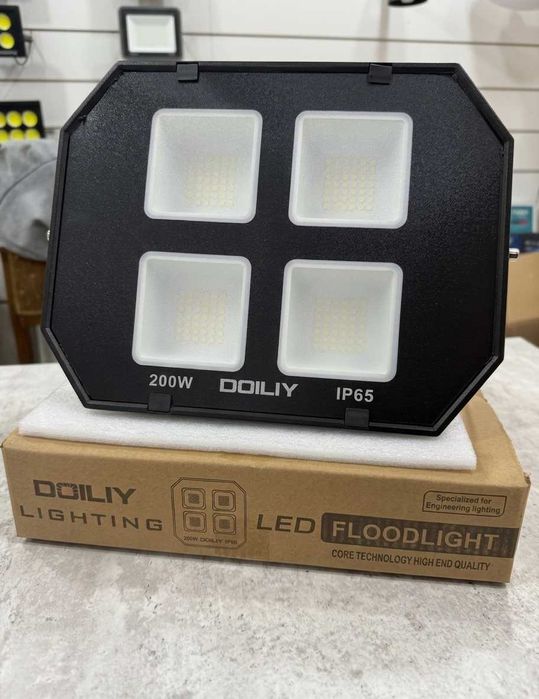 LED прожекторы 50–2000W для улицы и склада | IP66