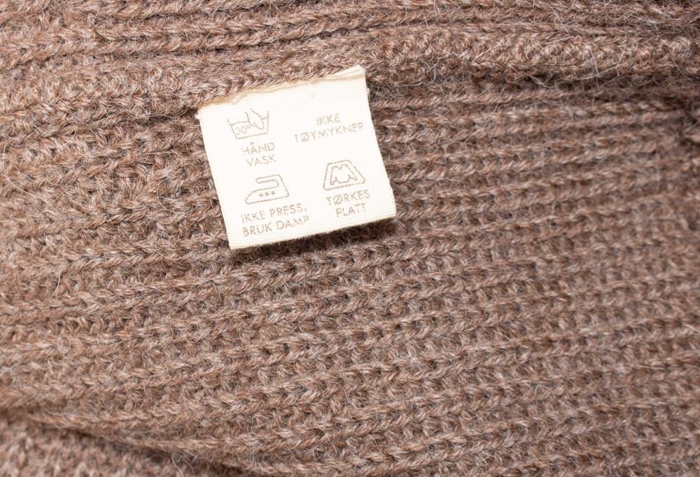 ALPACA SOCIETY дамска елек кафяв от алпака яка от естествен косъм XS/S