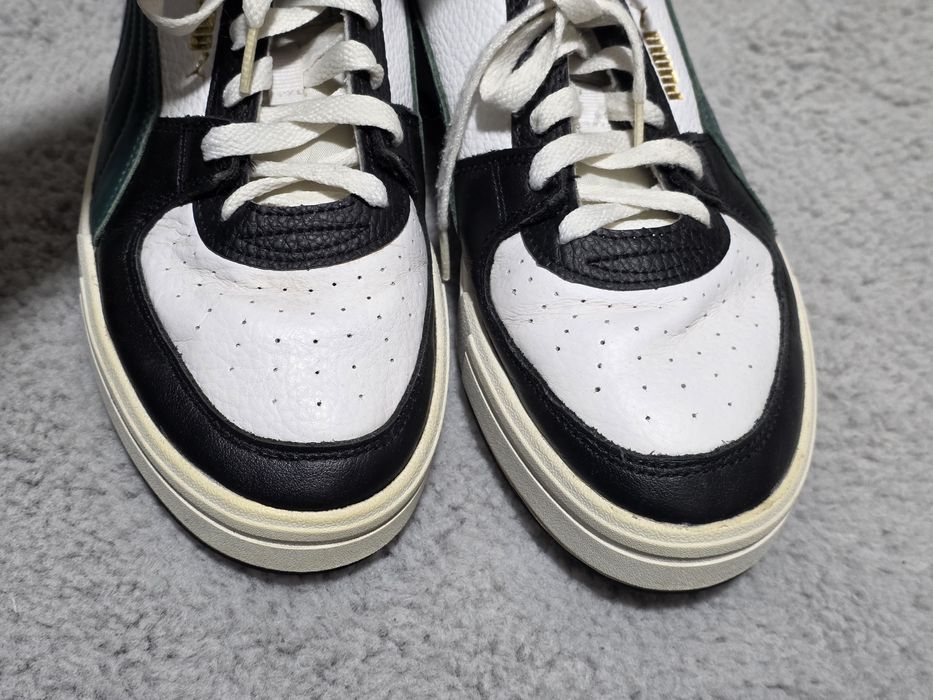 Puma adidasi  mărime 42.5 vechi cam purtați de barbati