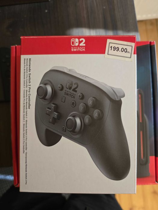 Nintendo Switch 2 + 9 игри и аксесоари