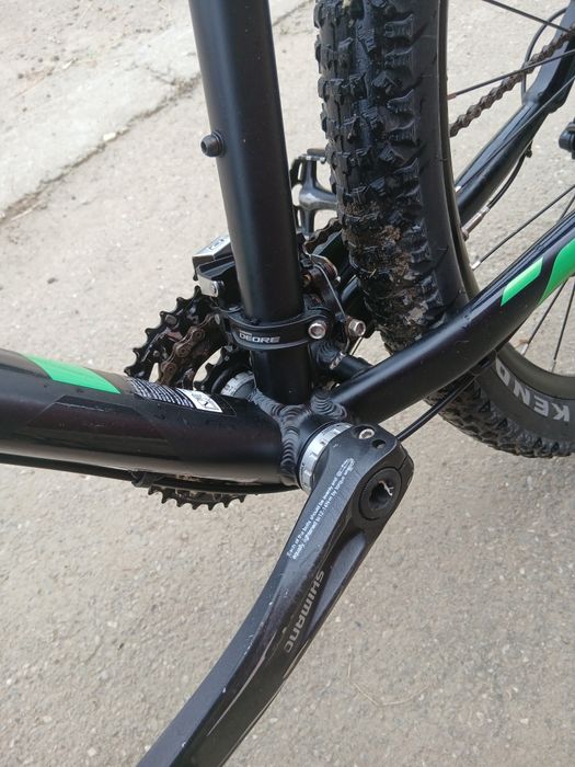 Vând  bicicleta Scott în stare bună are roți de 27.5  și  frâne pe  ulei
