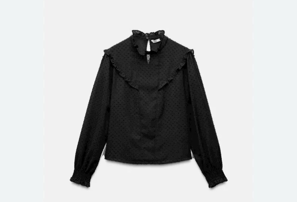 Романтична риза на Зара в черно
