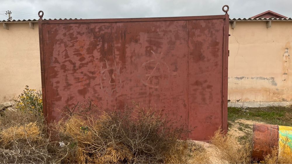 Киоск, бутка.