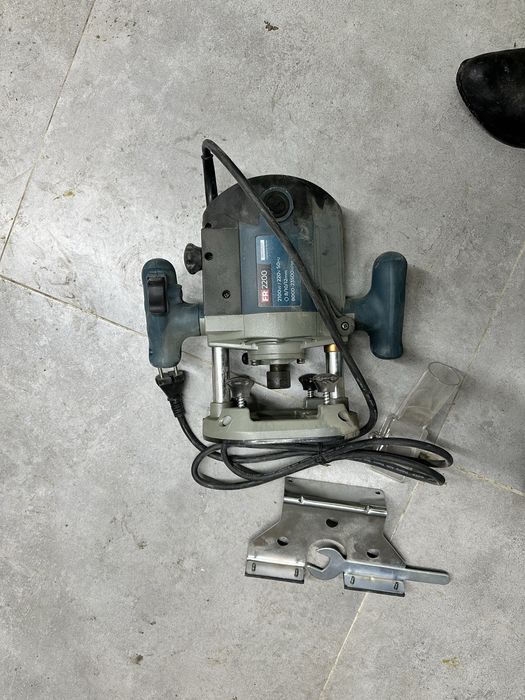 Универсальный фрезер ALTECO FR 2200