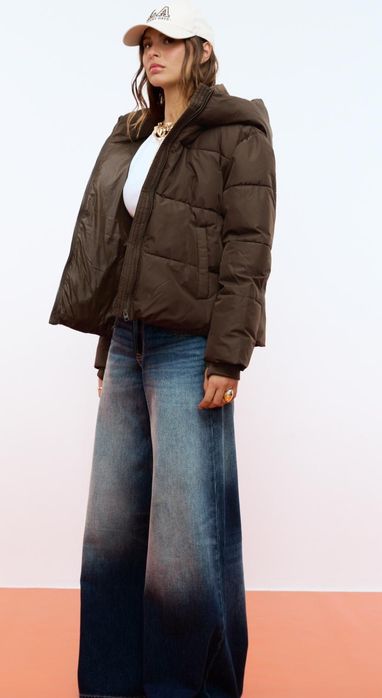 Пуховик Stradivarius р Xs- S