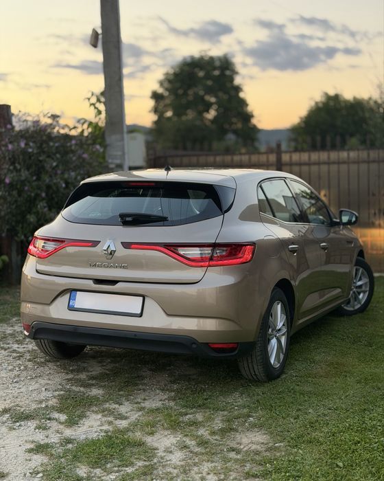 Renault Megane Hatchback 1.6 dCi 130 CP • 2017 • Keyless • R-Link • CarPlay/Android Auto