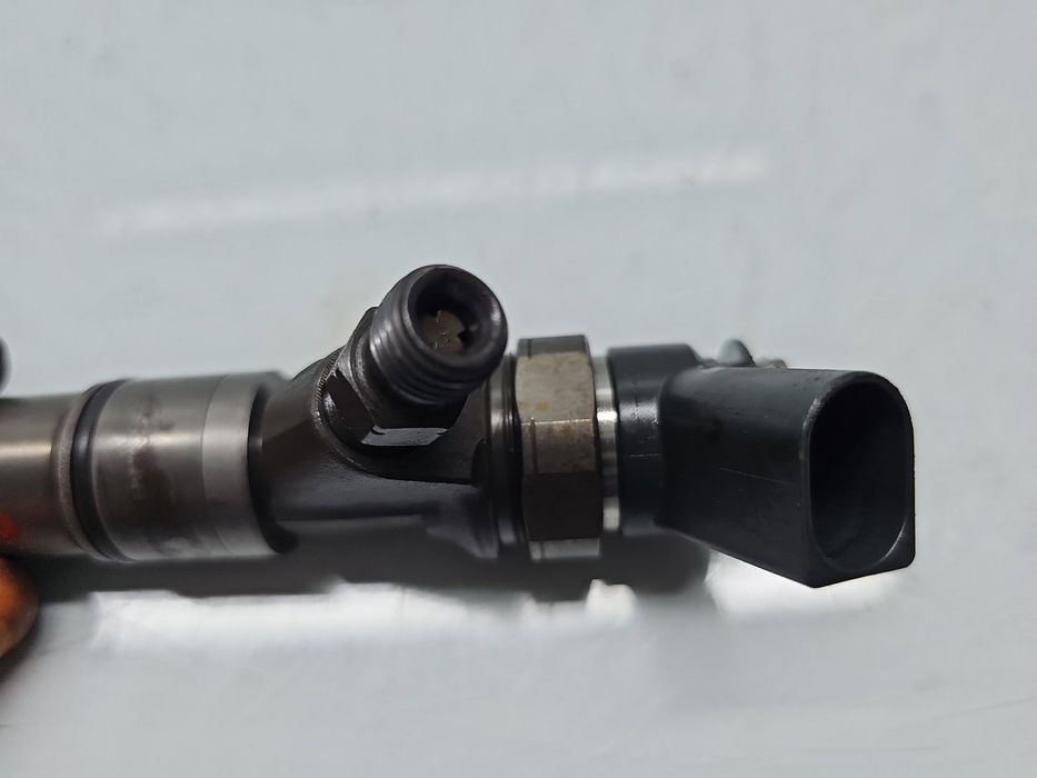 Injector Bmw 5 (E60) [Fabr 2004-2010] 7793836-01, 04455110216 2.0 M47D