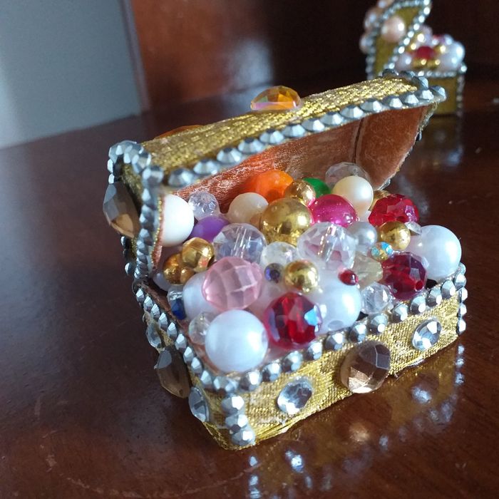 Сундучки с сокровищами