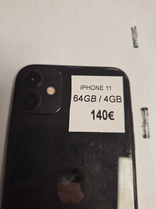 Телефон Iphone 11