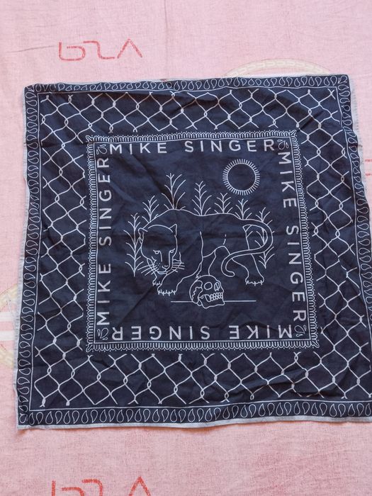 Batic de Colectie Mike Singer