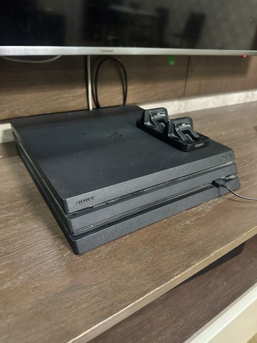 Playstation4 pro гарнтия 1 неделя