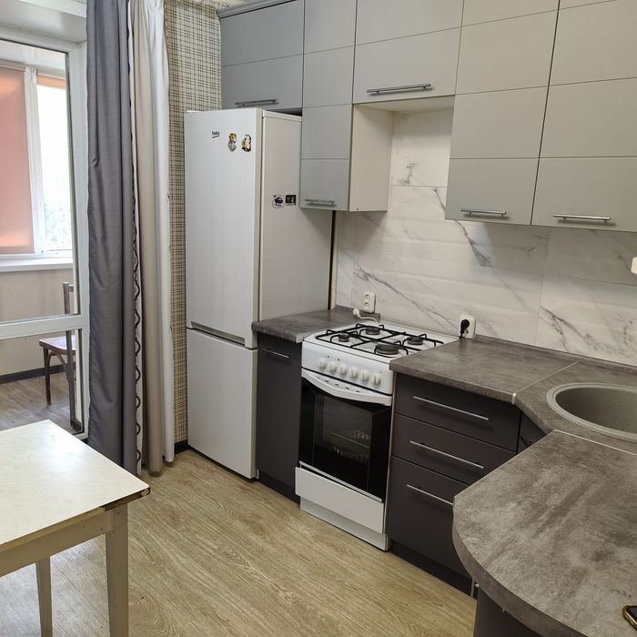 Продаётся 1 комн в центре, 11 школа