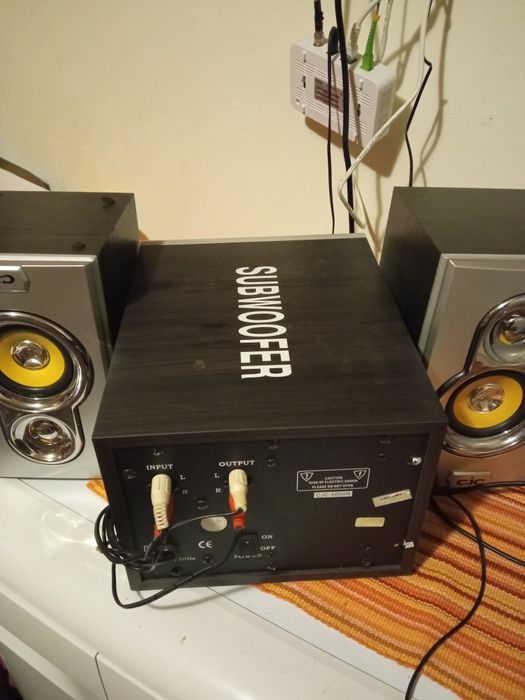 De vânzare sistem audio  2in 1 și radio