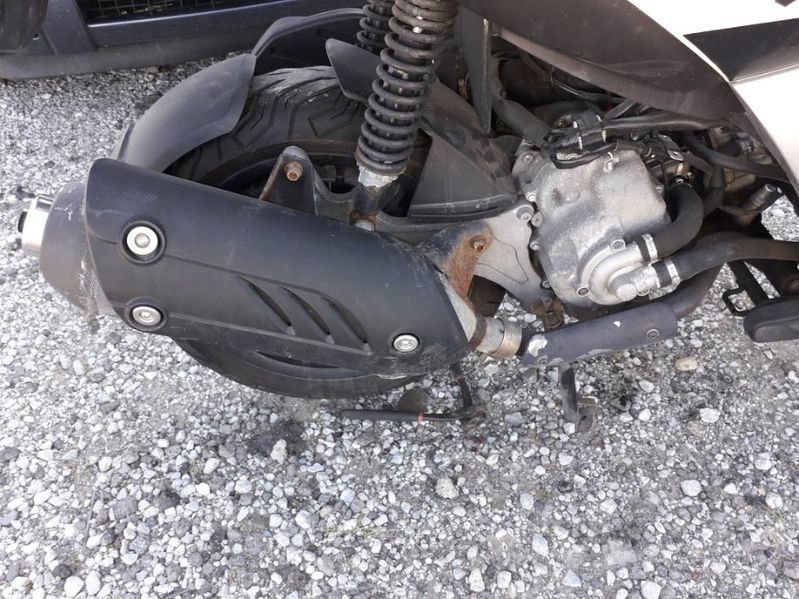 Gilera nexus aprilia sr max Джилера нексус Арлилия СР Скутер НА ЧАСТИ