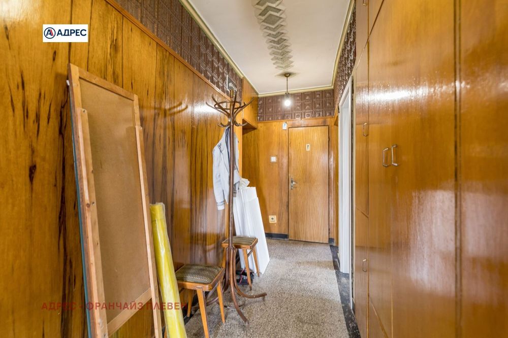 Продава се Двустаен апартамент в Плевен, Сторгозия - 66 кв.м за 1425 €/кв.м - Снимка #6