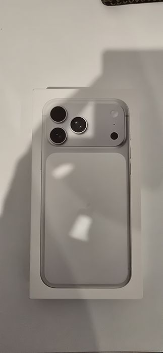 Iphone 17 Pro Max, 256GB, Silver