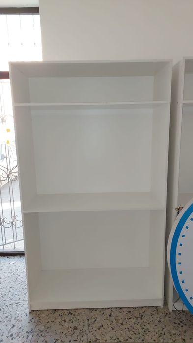 Шкафы, вешалка, полкиии