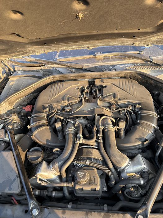 Motor BMW Seria 5 F10 550i benzina N63 4.4 benzina biturbo injectoare N63 alternator bmw N63 4.4 benzina  chiuloasa N63 4.4 benzina