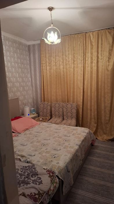 Продам квартиру 4 -х комнатную