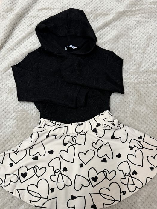 Комплект mayoral на 7 лет.