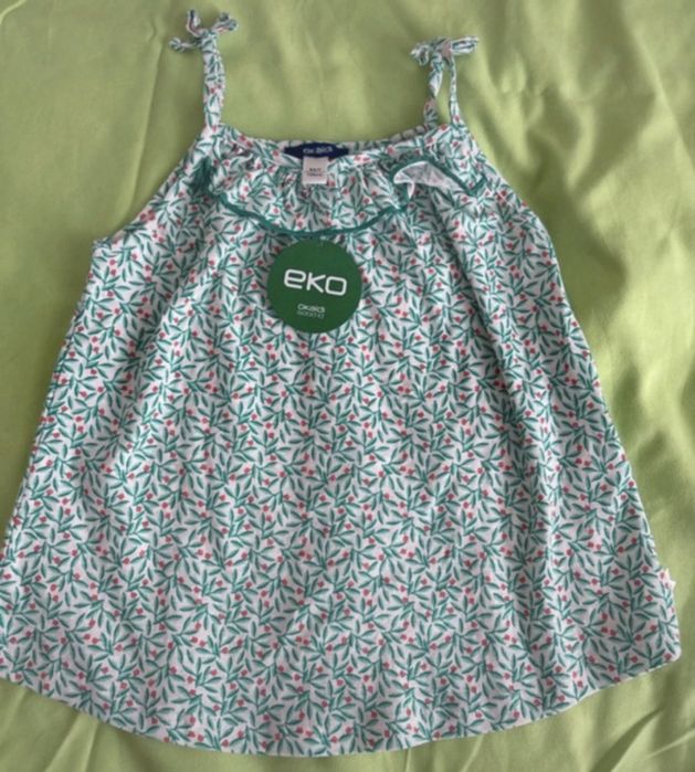 Top fetite nou cu eticheta