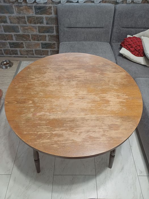 Стара кухненска маса