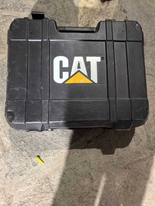 Къртач CAT професионален